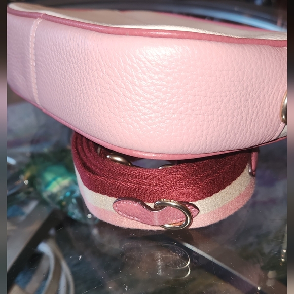 Coach Pink and White Heart Motif Crossbody Bag - Picture 4 of 7